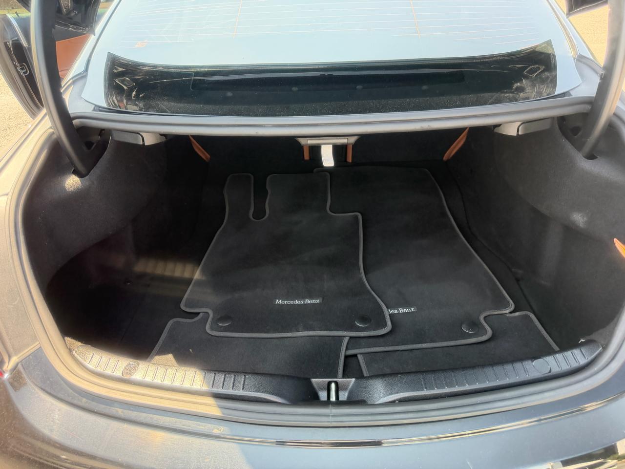 Mercedes-Benz C-Class  2021