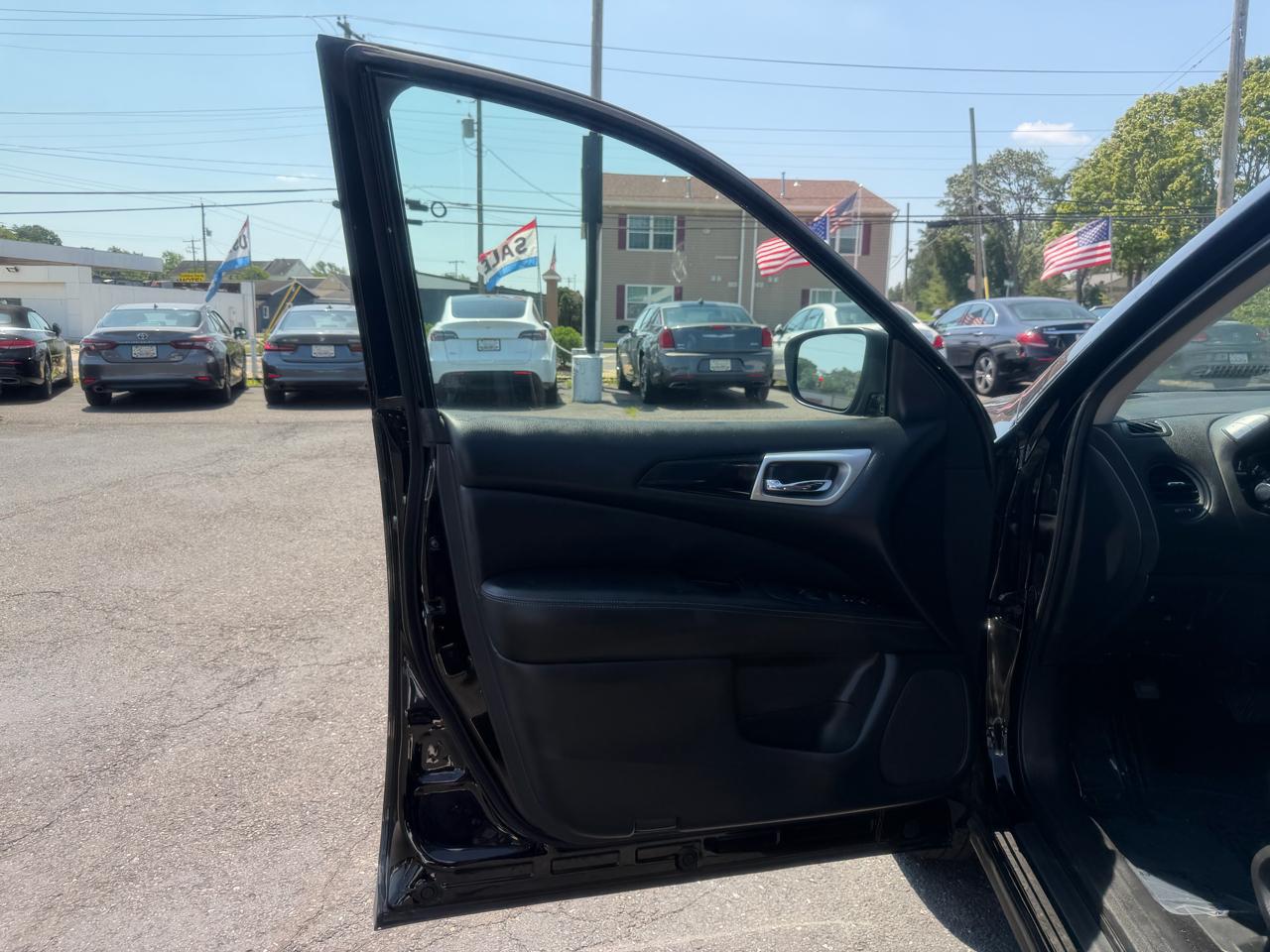Nissan Pathfinder  2019