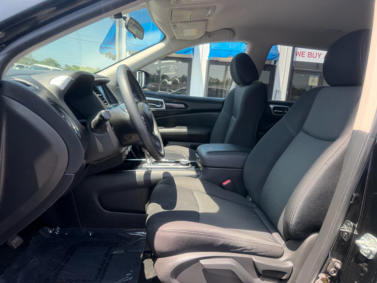 Nissan Pathfinder  2019
