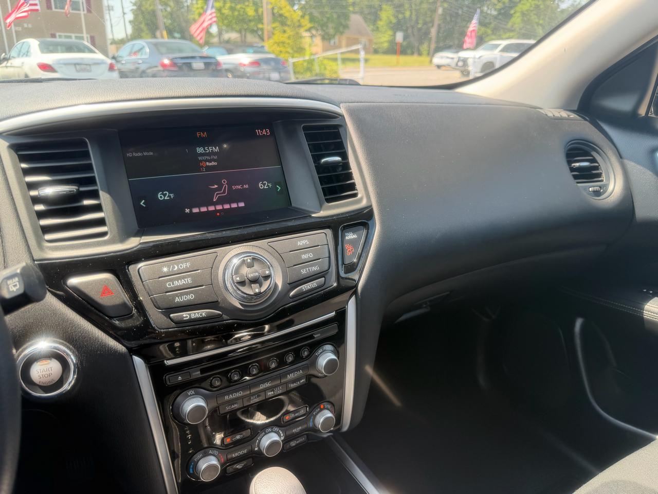 Nissan Pathfinder  2019