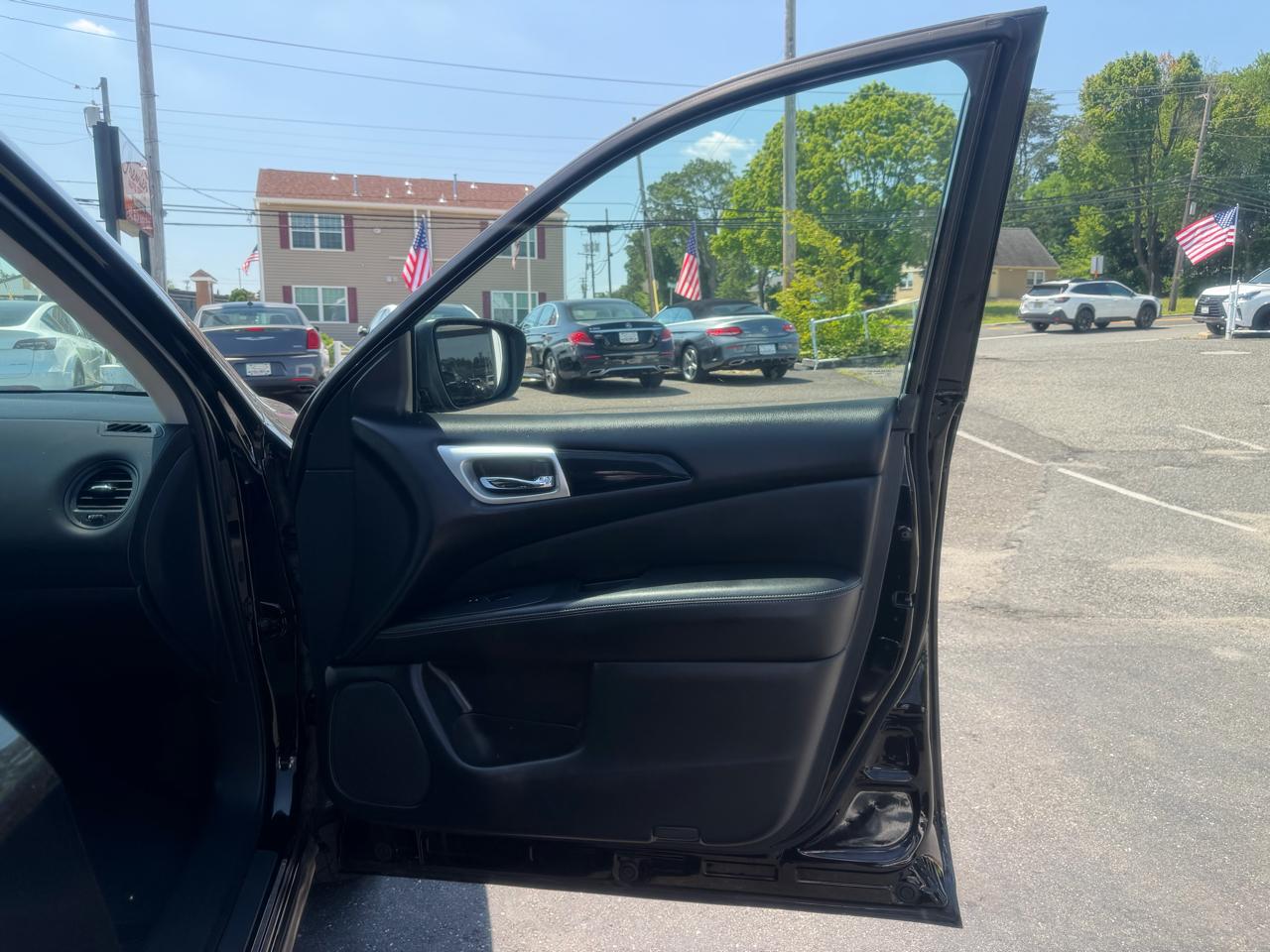 Nissan Pathfinder  2019