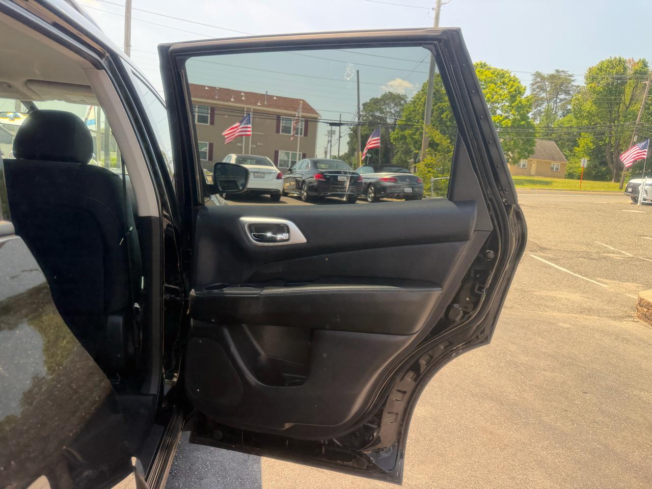 Nissan Pathfinder  2019