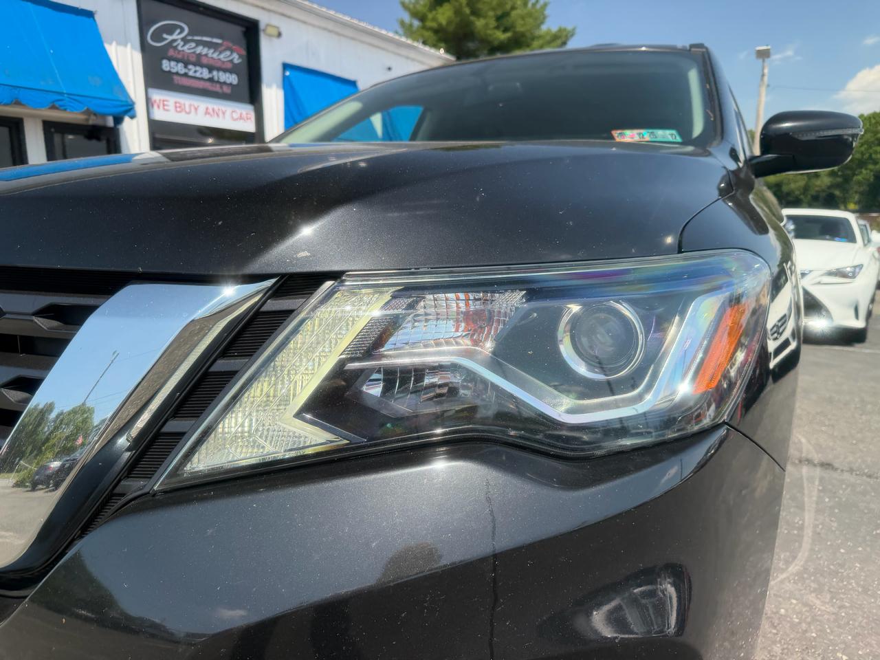 Nissan Pathfinder  2019