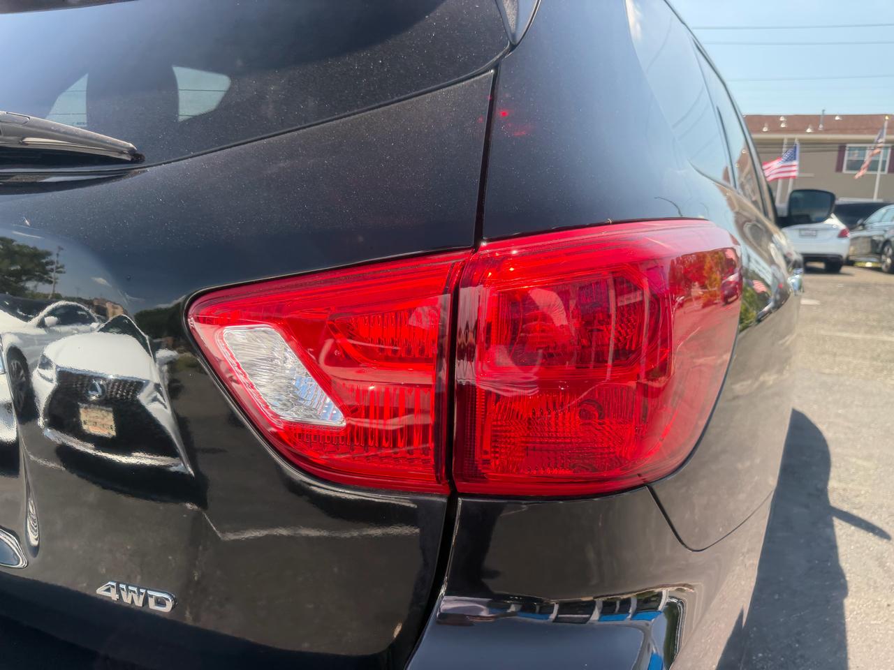 Nissan Pathfinder  2019