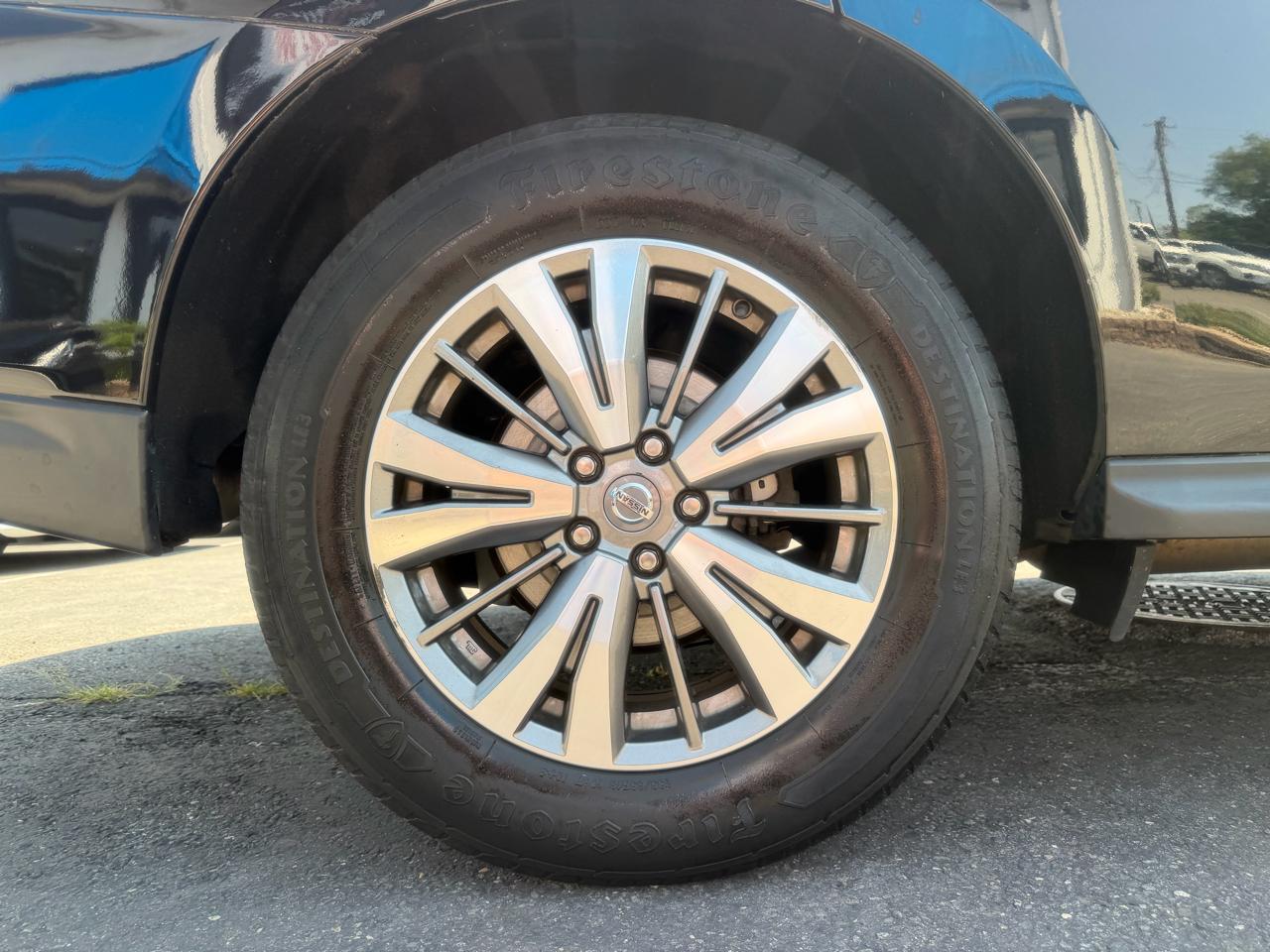 Nissan Pathfinder  2019