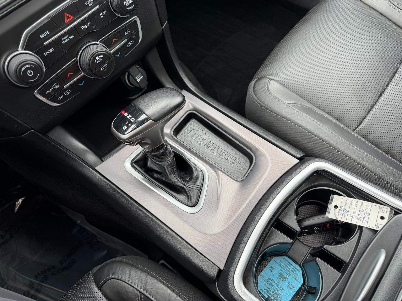 Dodge Charger  2020