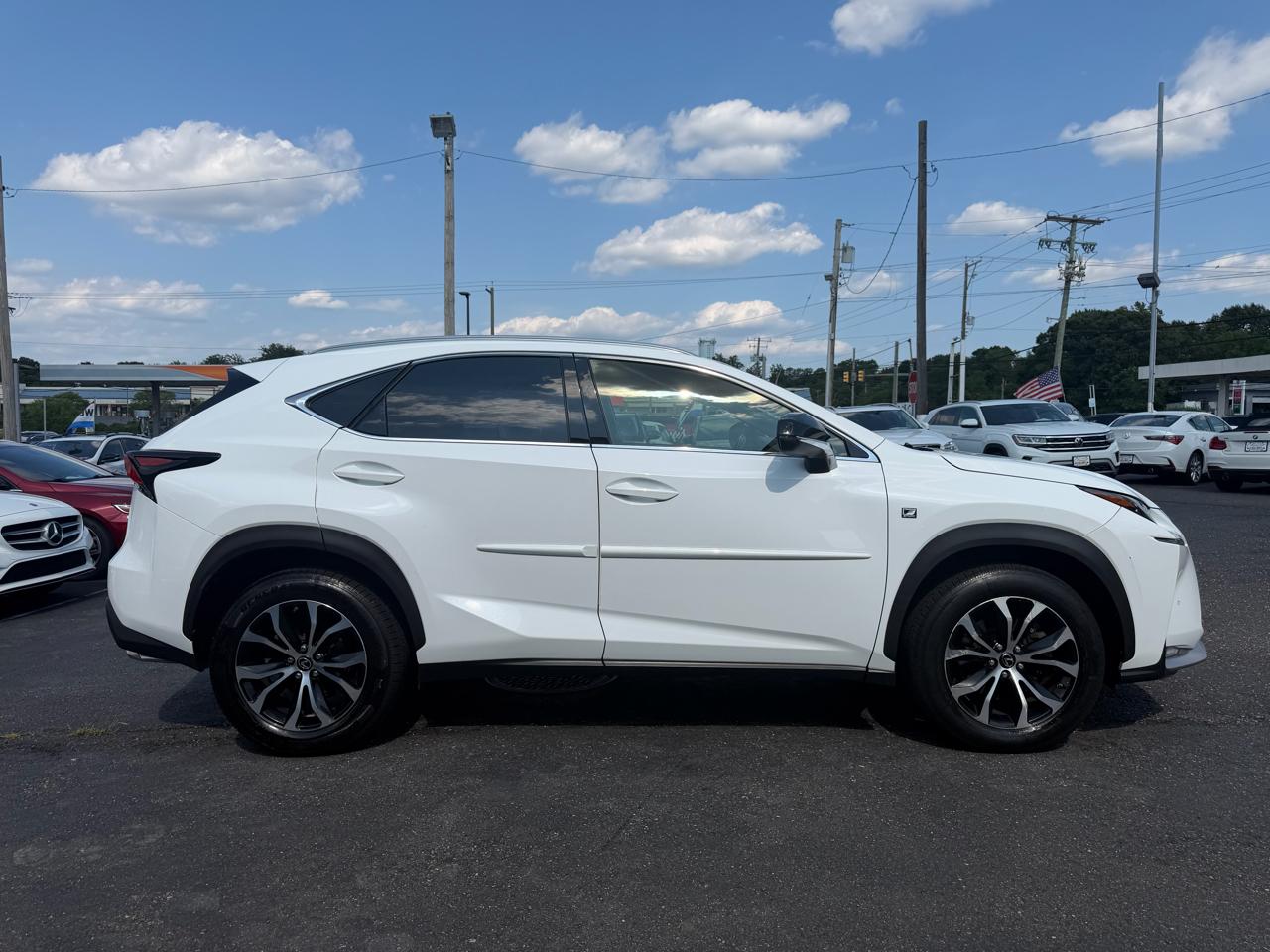 Lexus NX 200t  2016