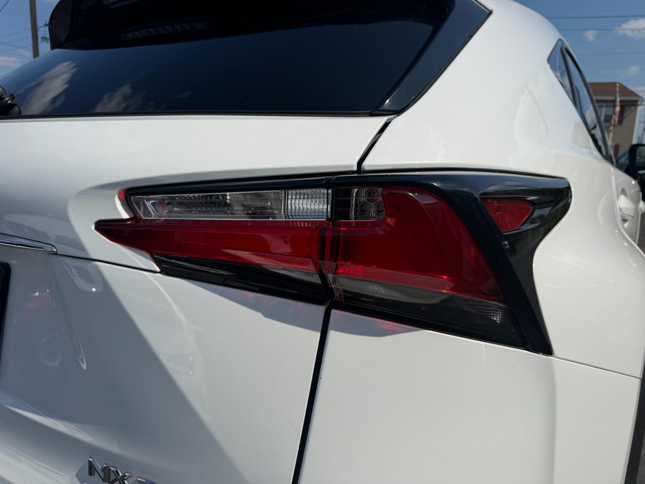 Lexus NX 200t  2016