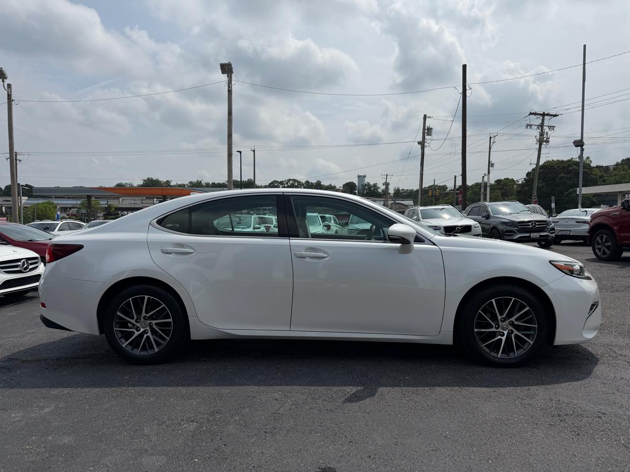 Lexus ES 350  2016