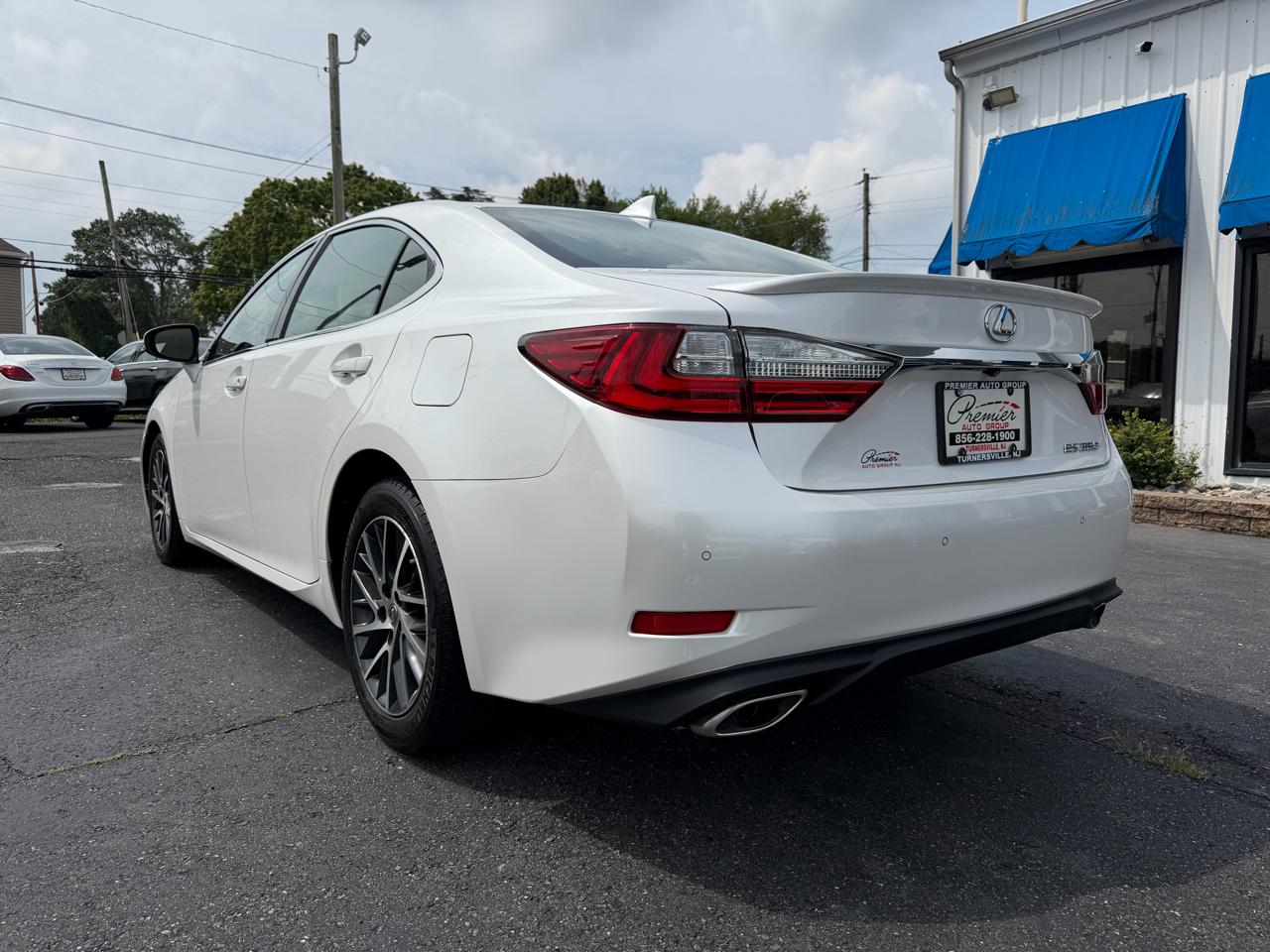 Lexus ES 350  2016