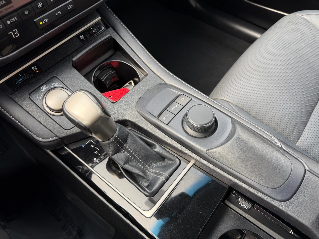 Lexus ES 350  2016