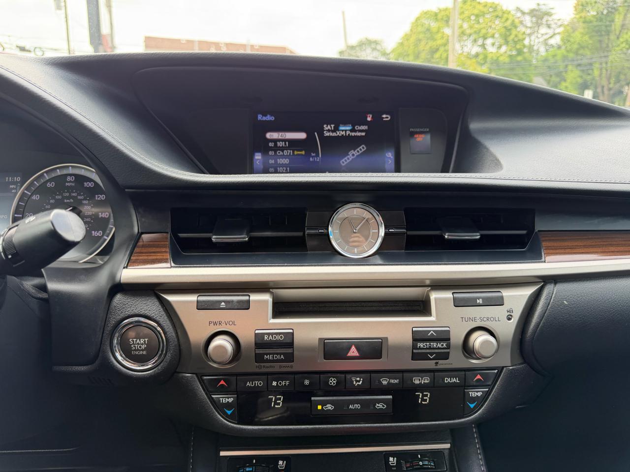 Lexus ES 350  2016