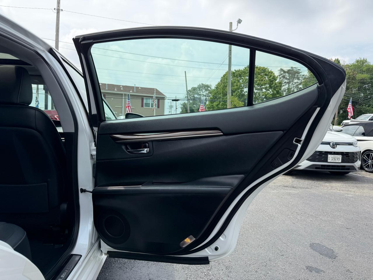 Lexus ES 350  2016
