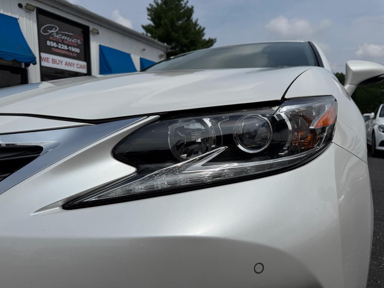 Lexus ES 350  2016