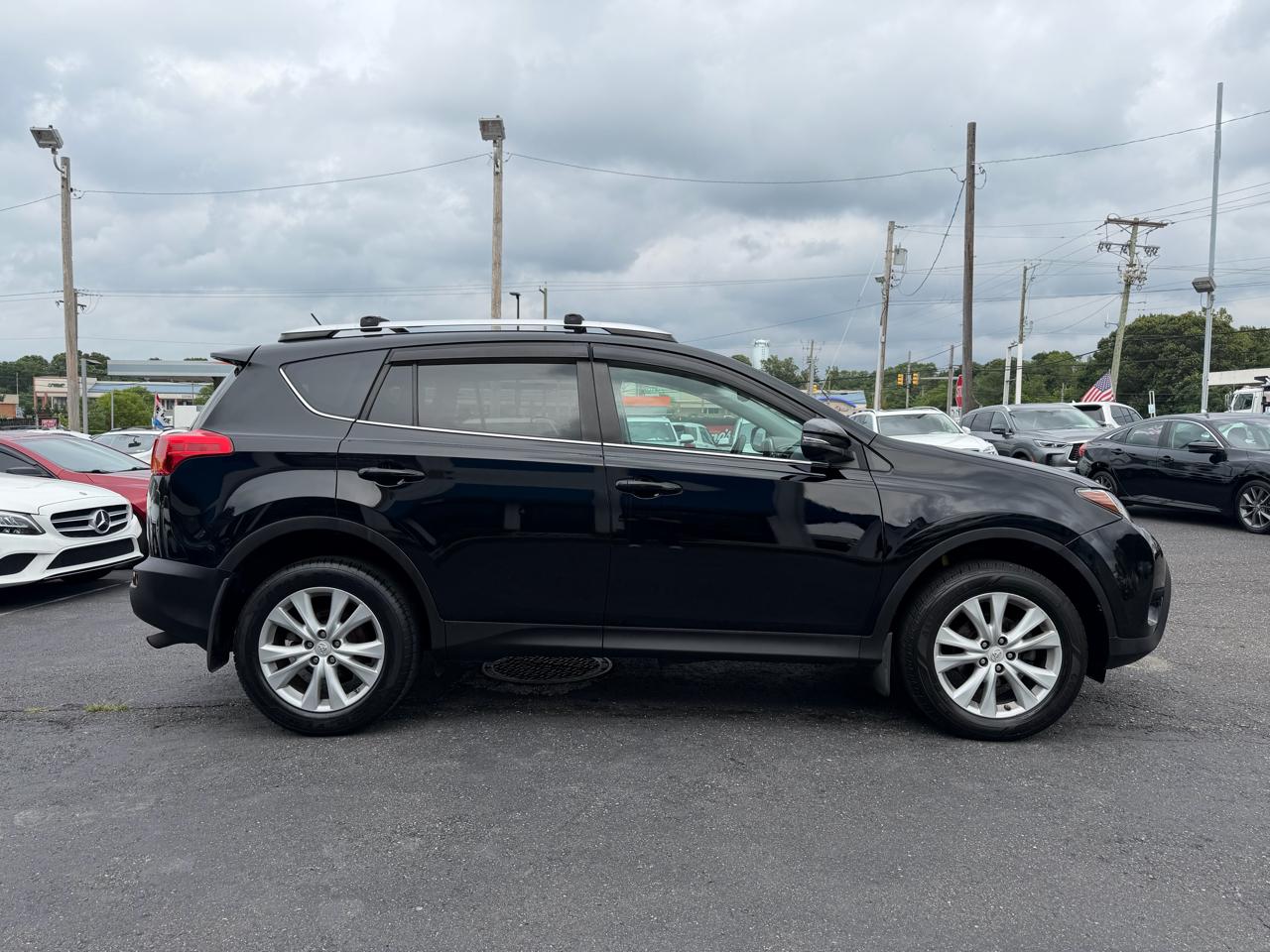 Toyota RAV4  2014