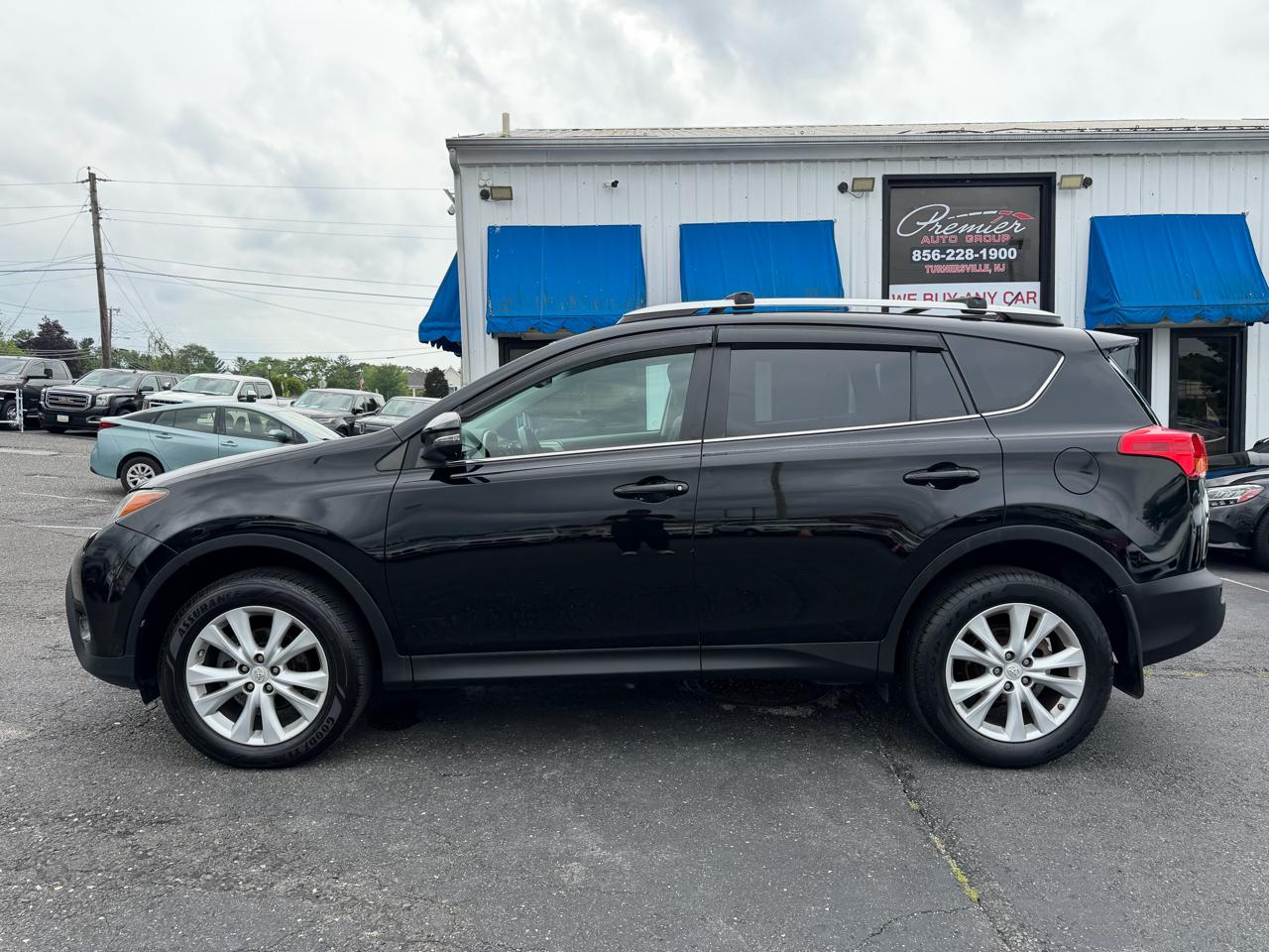 Toyota RAV4  2014