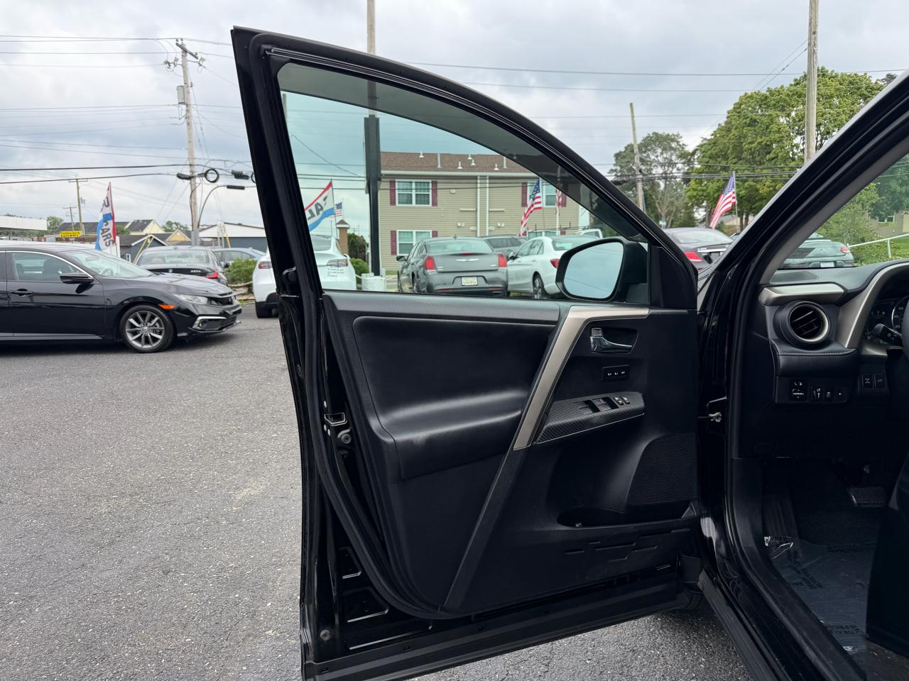 Toyota RAV4  2014