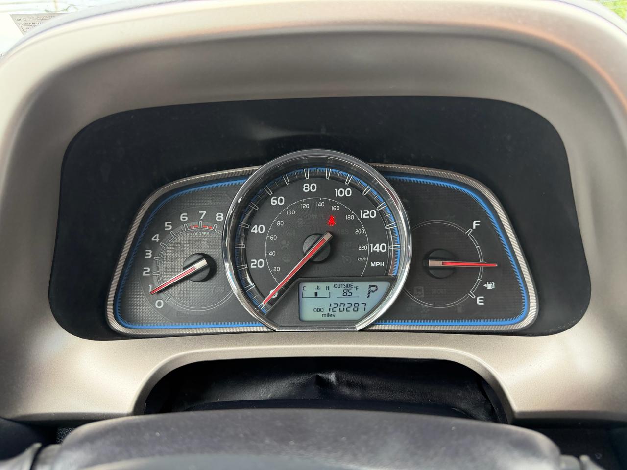 Toyota RAV4  2014