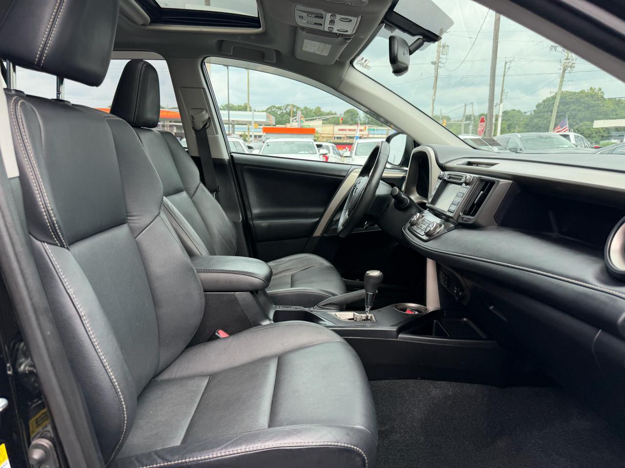 Toyota RAV4  2014
