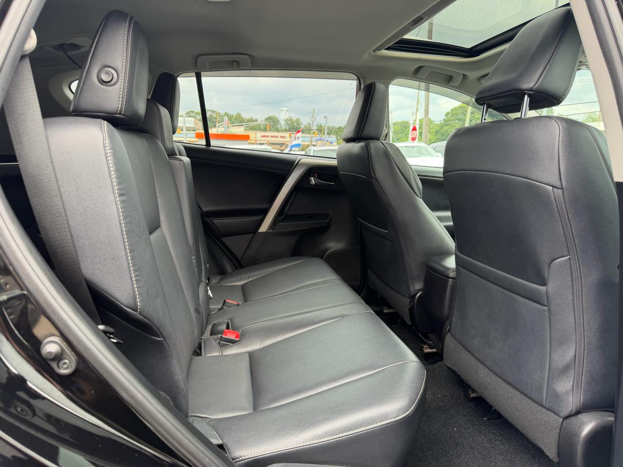 Toyota RAV4  2014