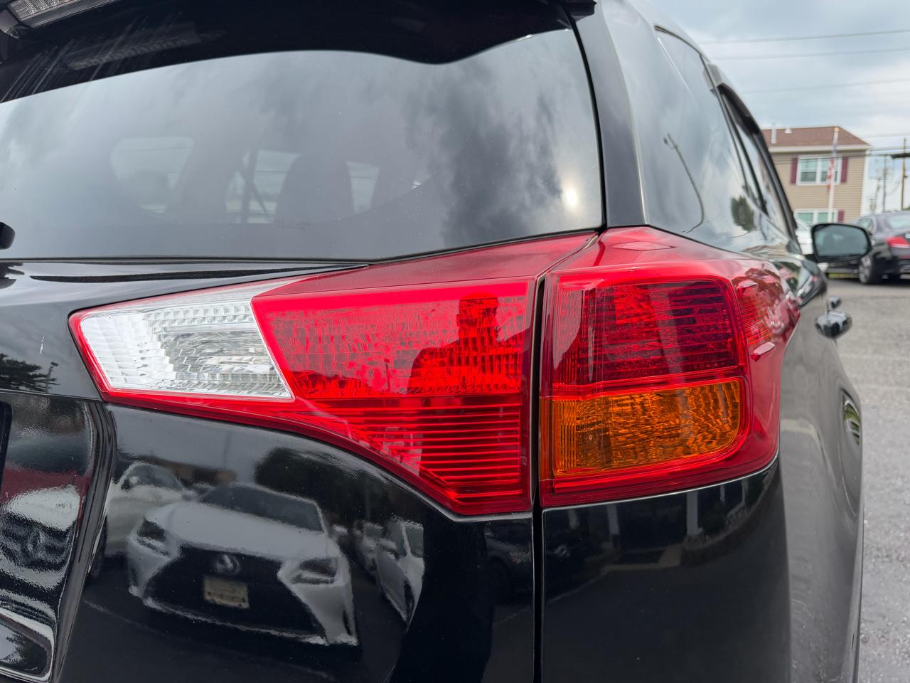 Toyota RAV4  2014