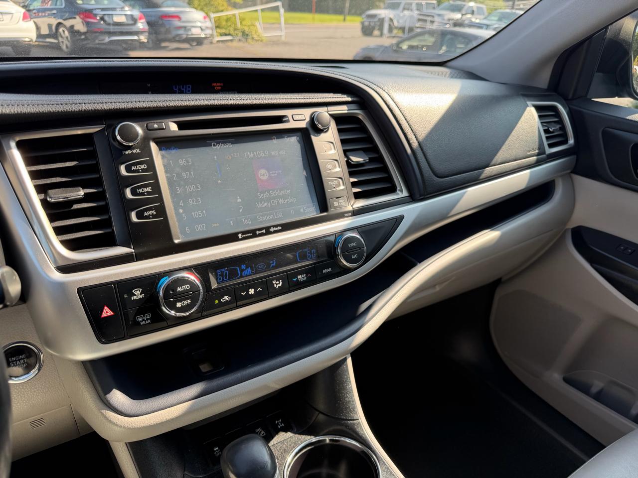 Toyota Highlander  2016
