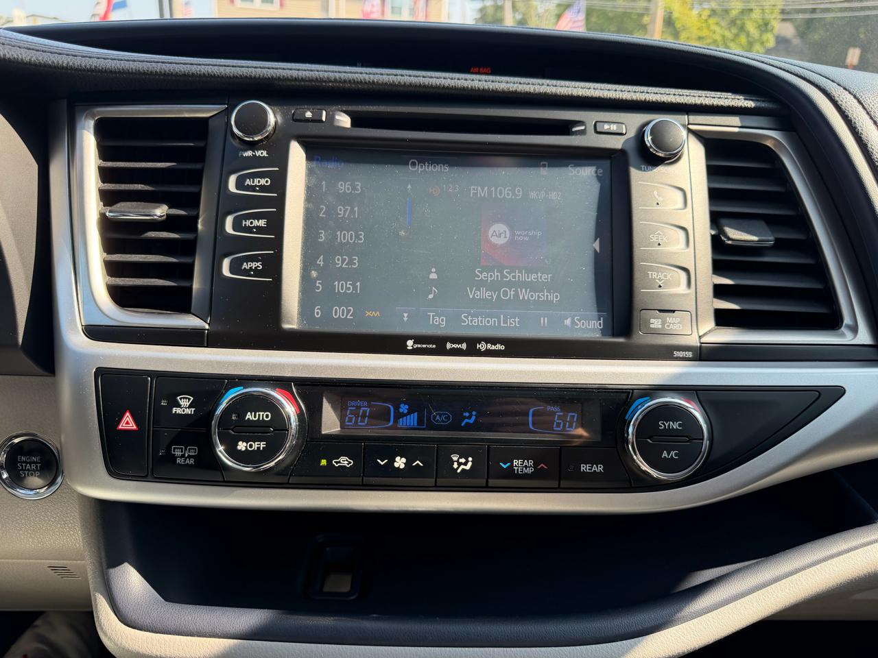 Toyota Highlander  2016