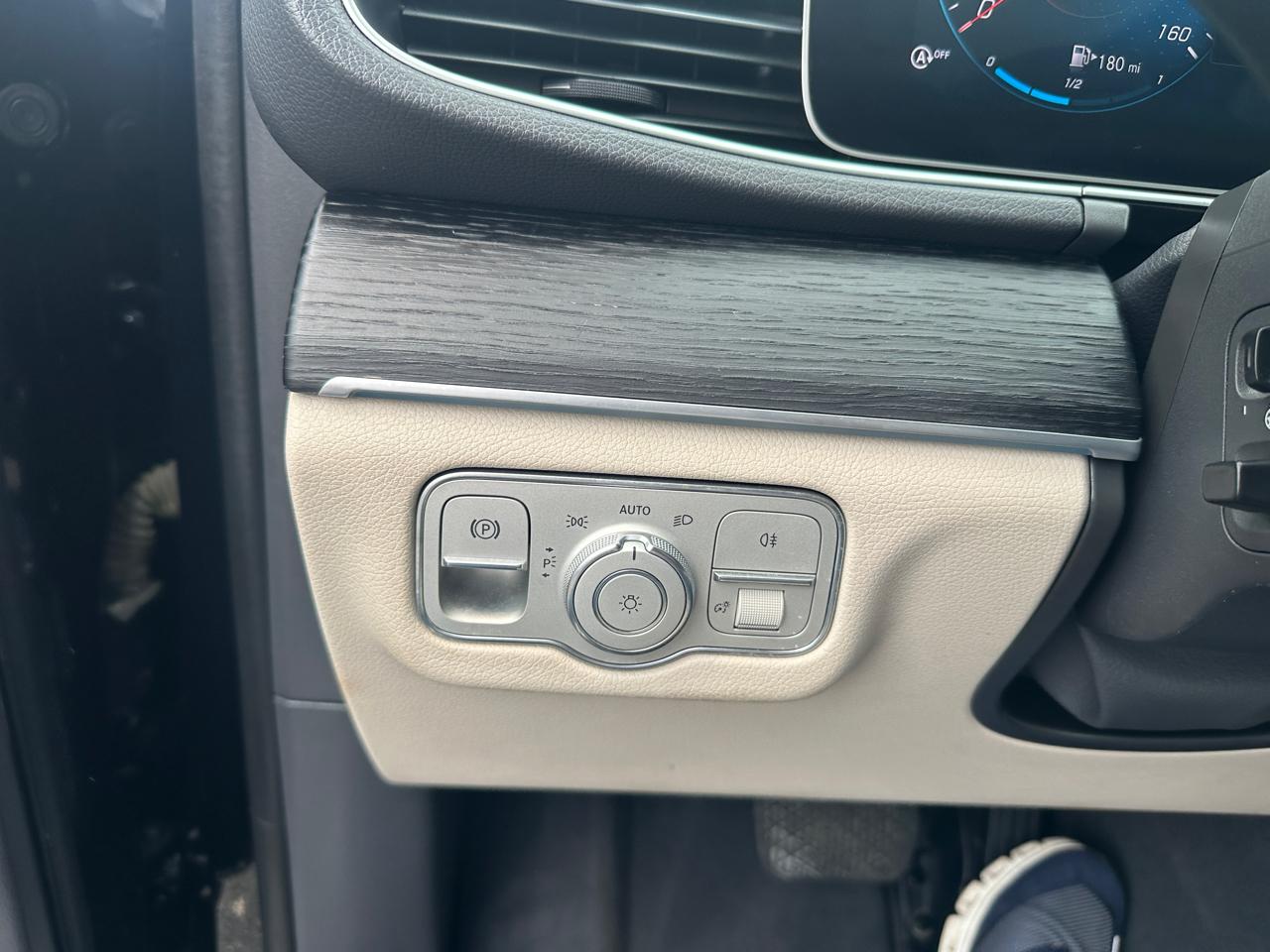 Mercedes-Benz GLE  2020