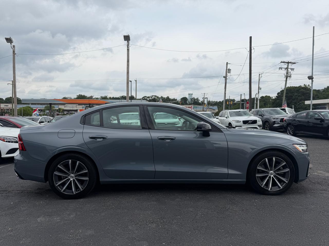 Volvo S60  2022