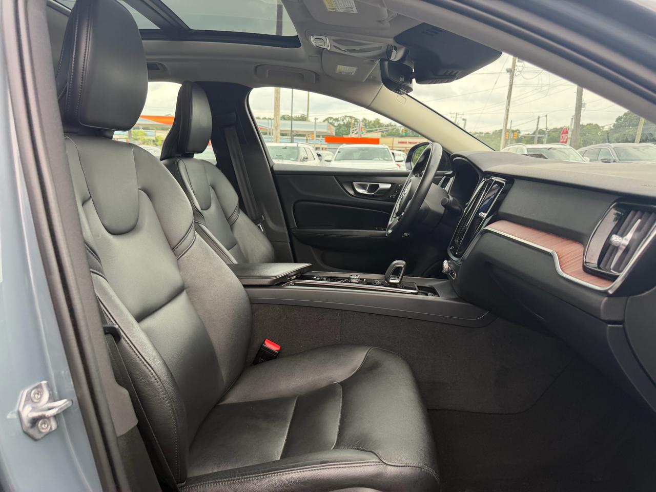 Volvo S60  2022