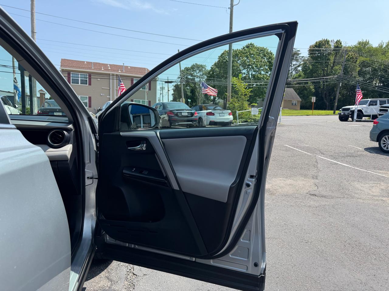 Toyota RAV4  2016