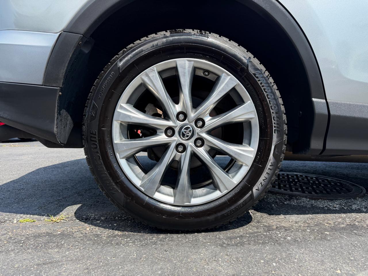 Toyota RAV4  2016