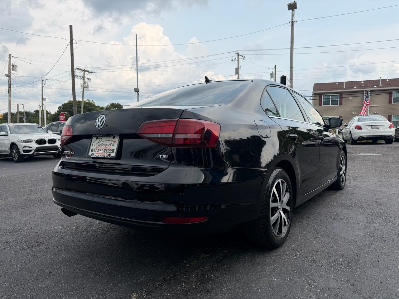 Volkswagen Jetta  2018