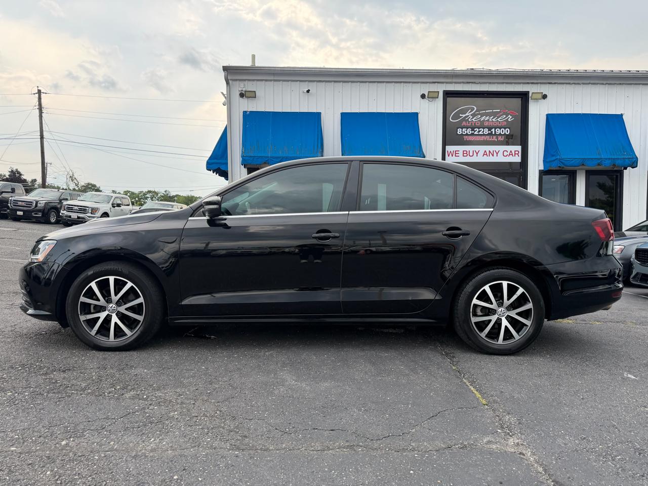 Volkswagen Jetta  2018