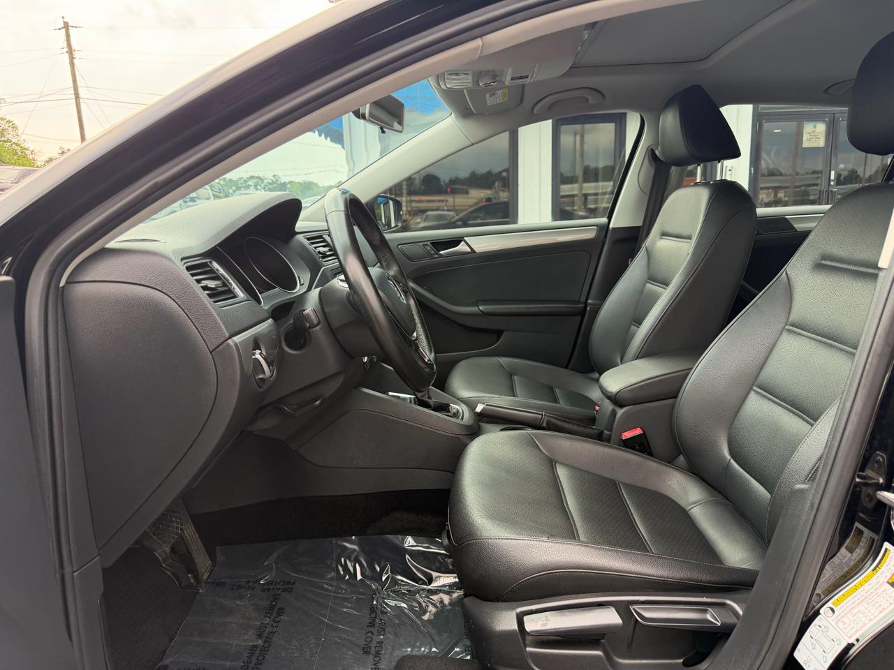 Volkswagen Jetta  2018