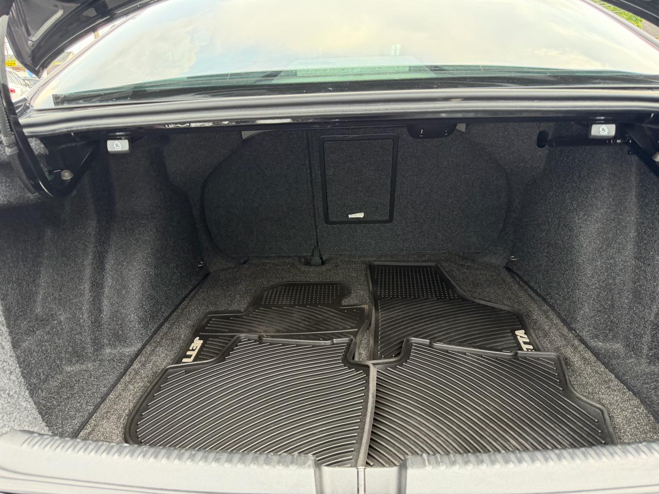 Volkswagen Jetta  2018
