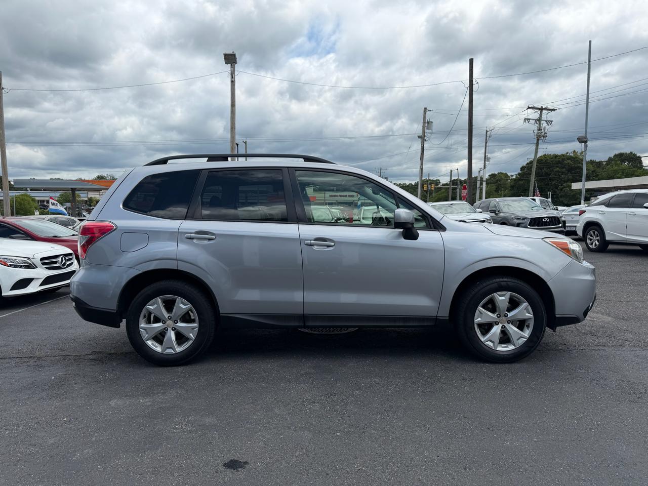 Subaru Forester  2016