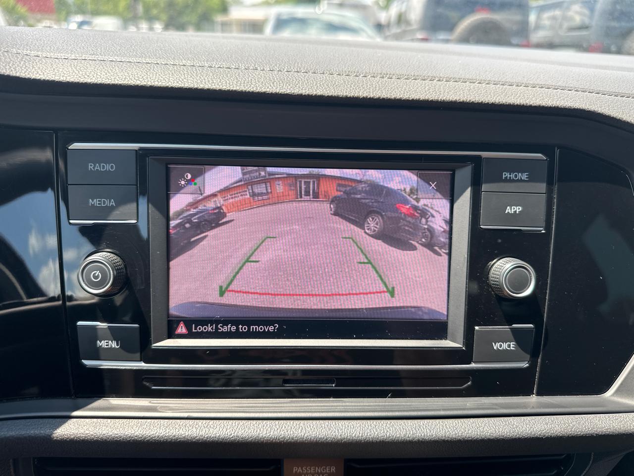 Volkswagen Jetta  2021