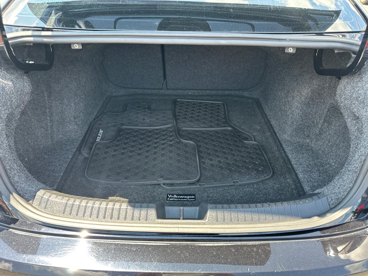 Volkswagen Jetta  2021