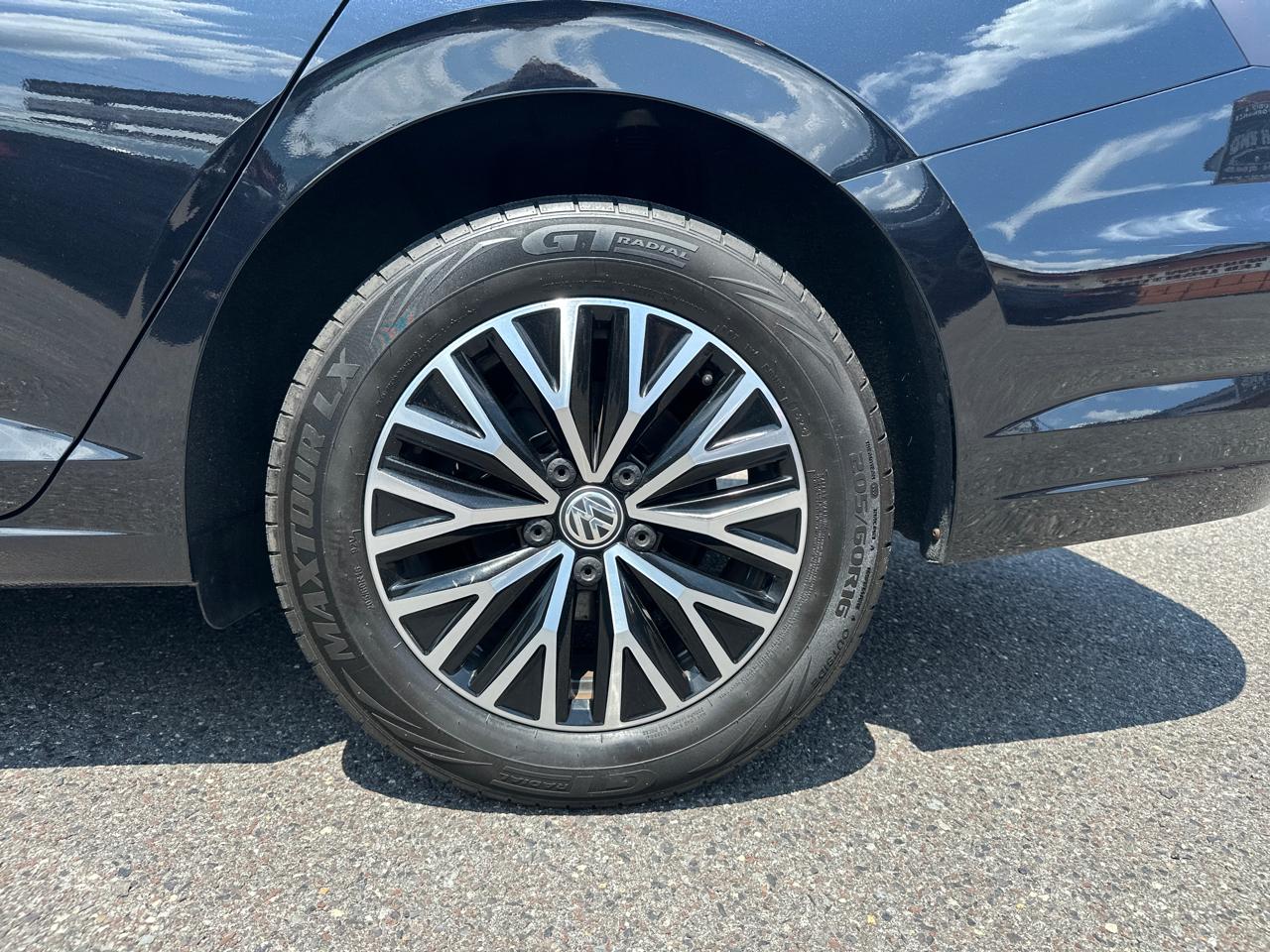 Volkswagen Jetta  2021