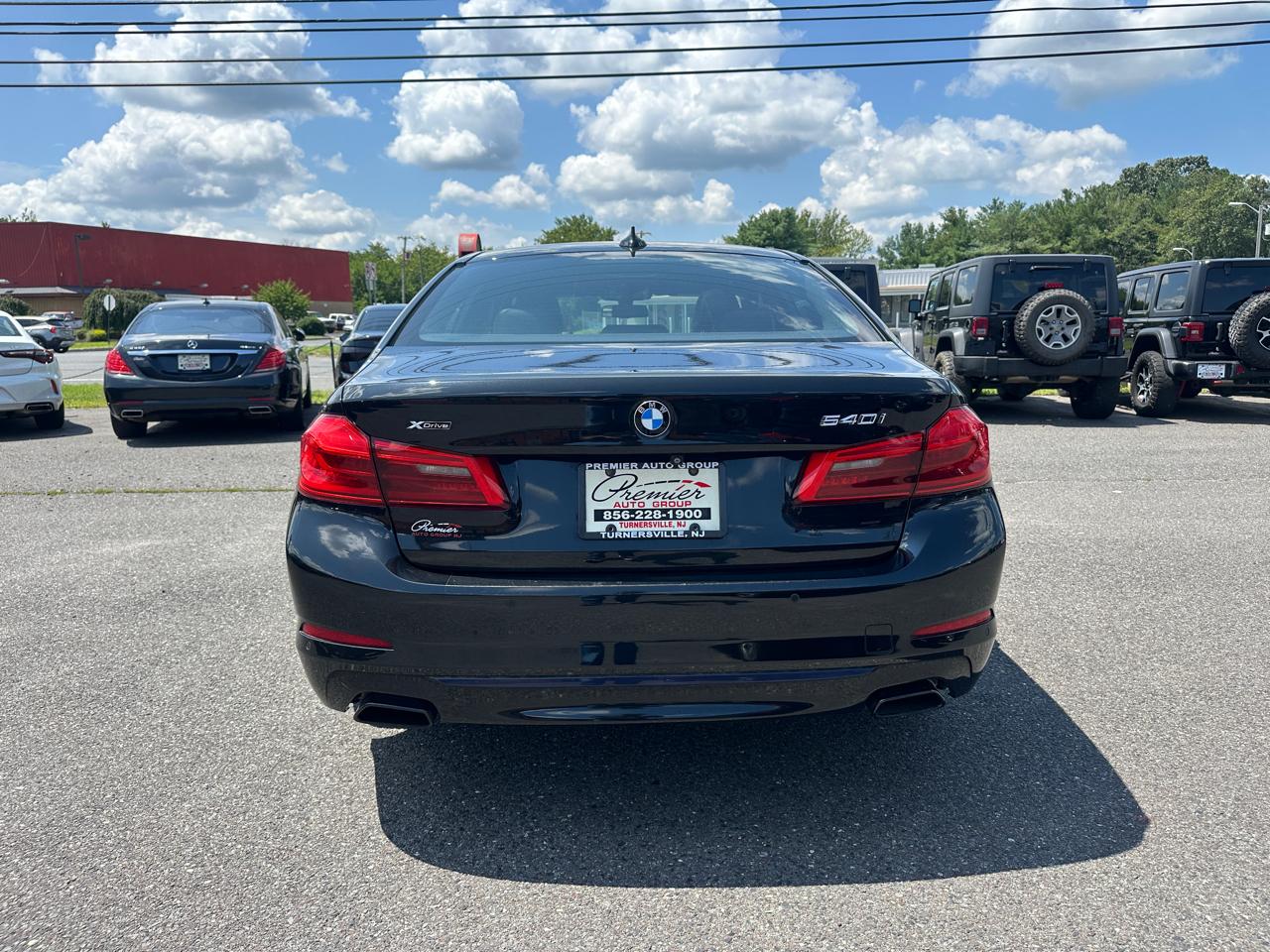 BMW 5 Series  2018