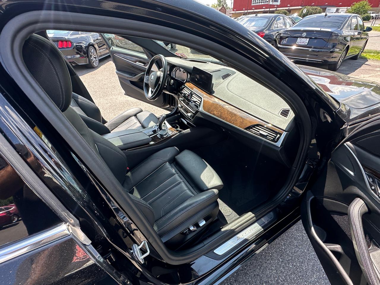 BMW 5 Series  2018