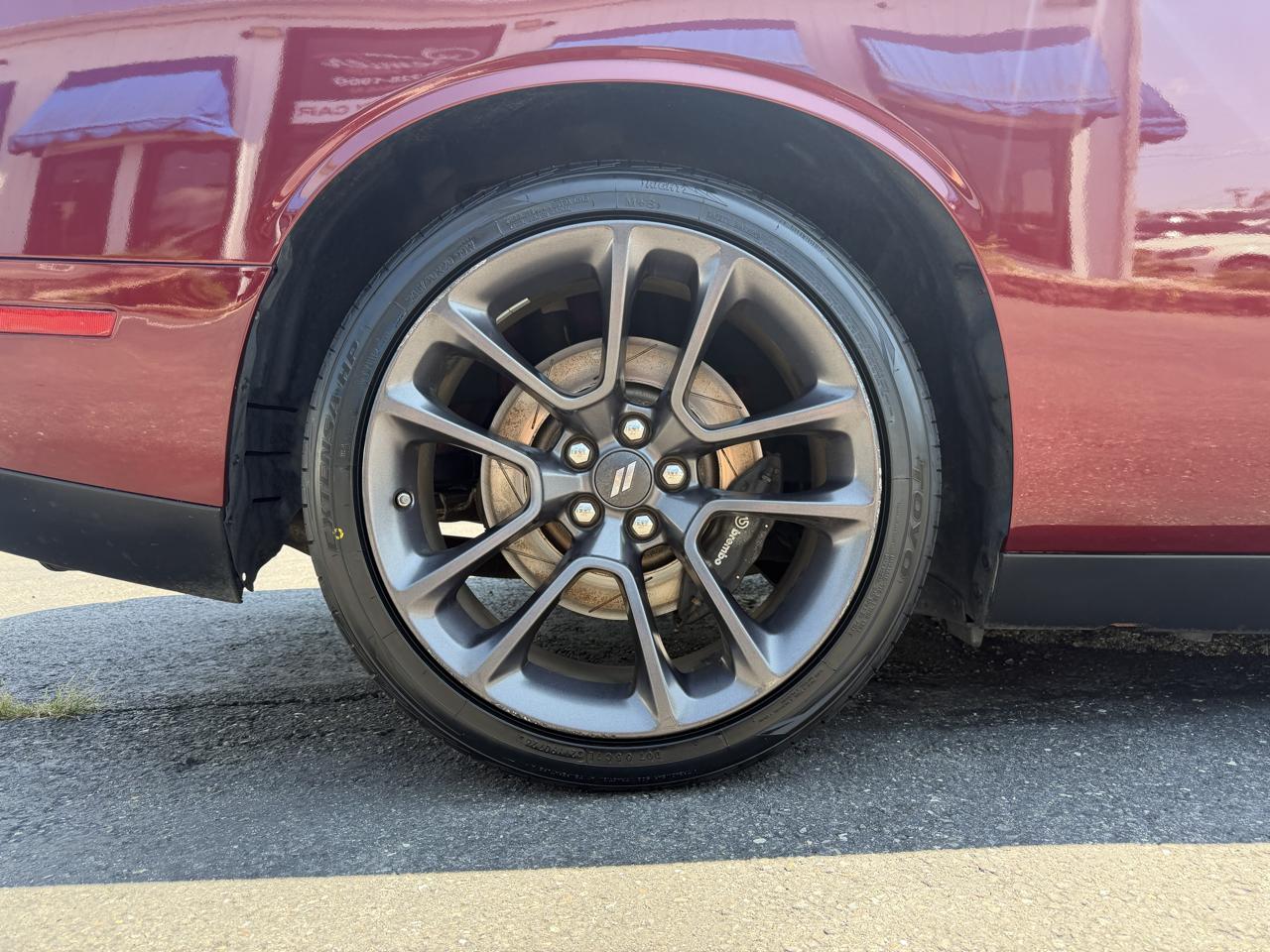 Dodge Challenger  2020