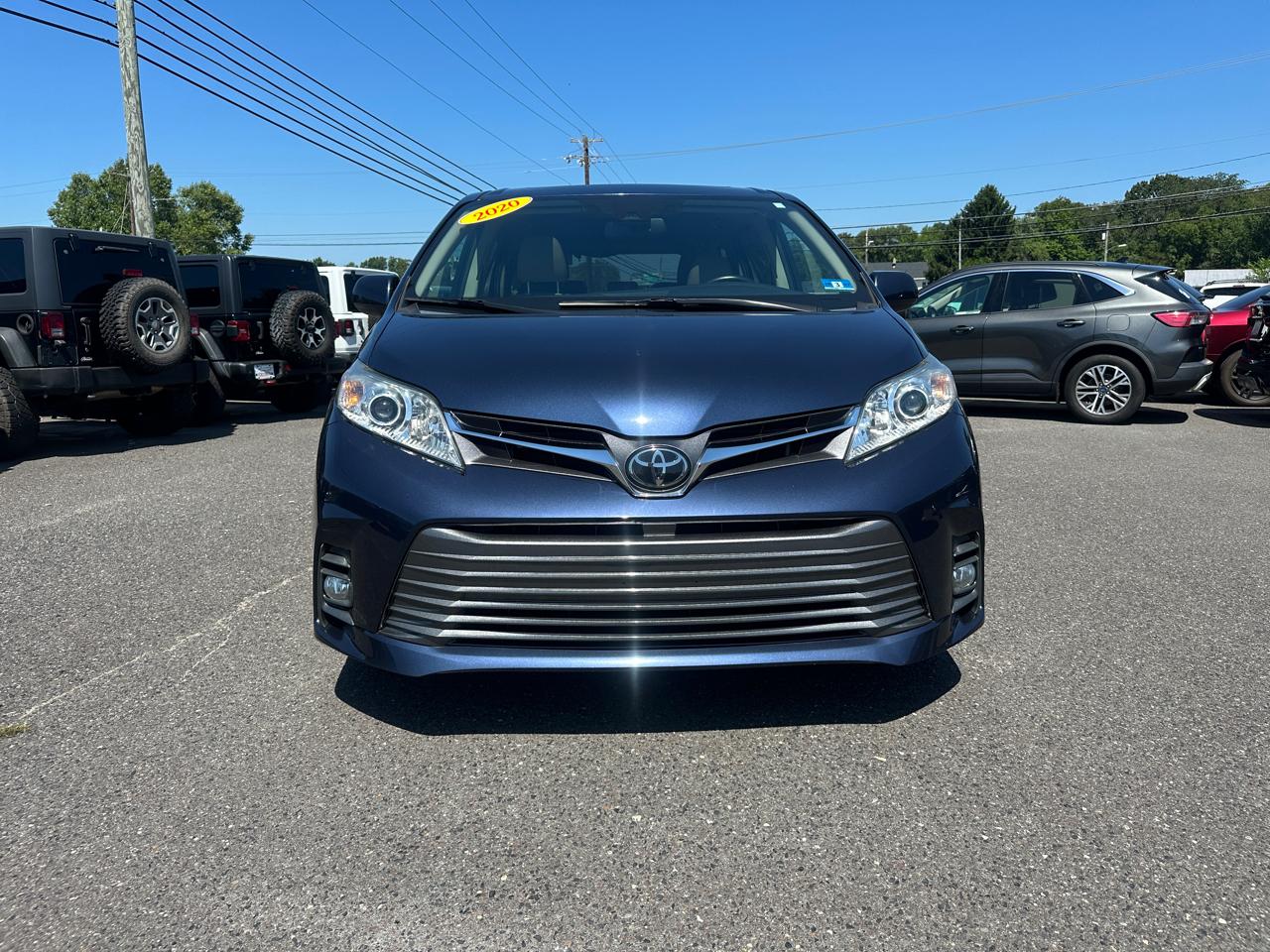 Toyota Sienna  2020