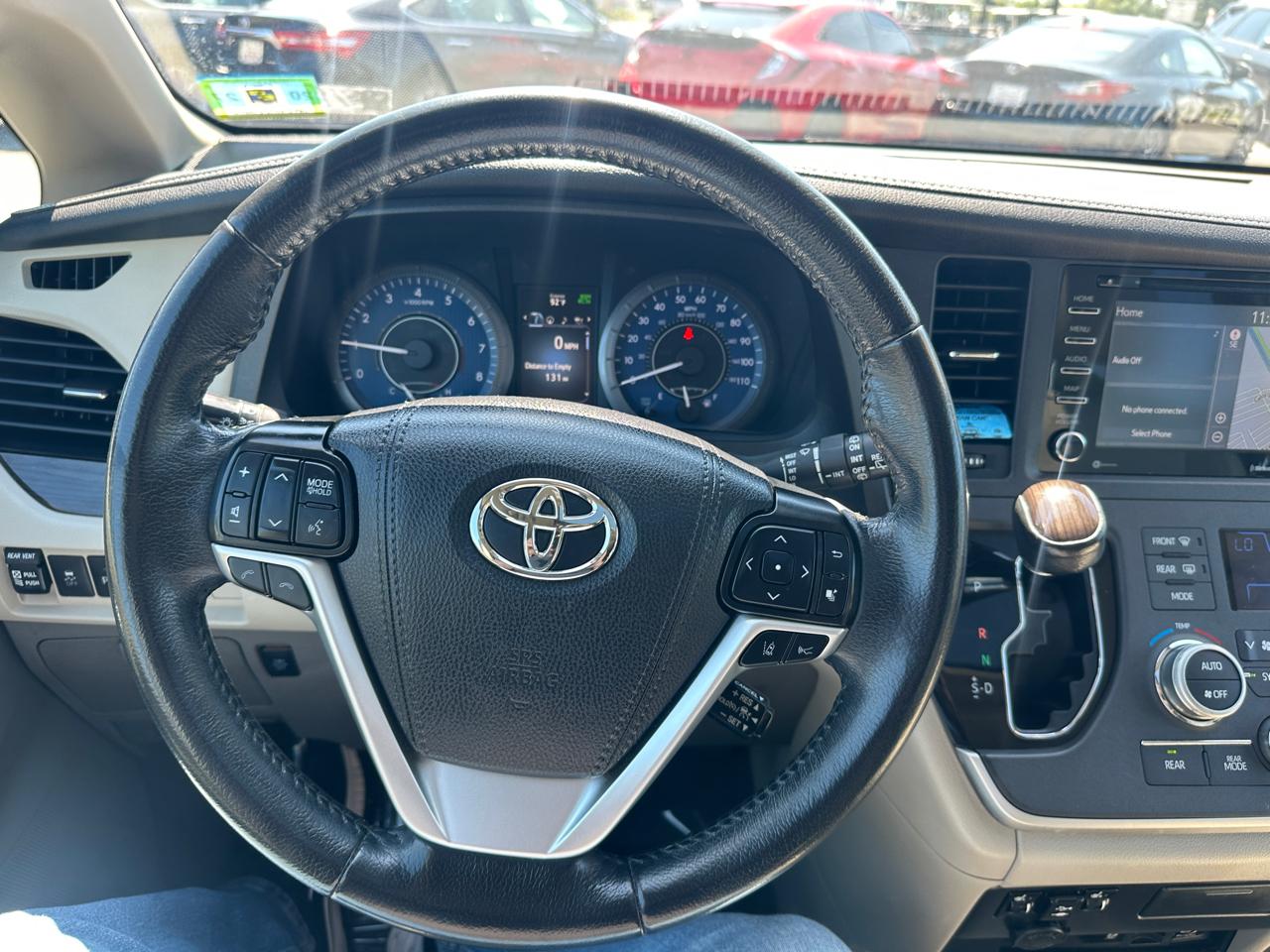 Toyota Sienna  2020