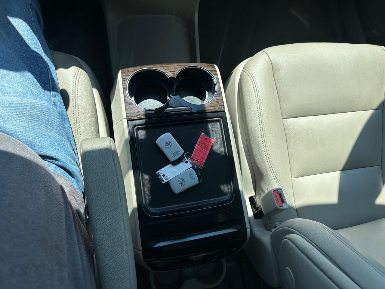 Toyota Sienna  2020