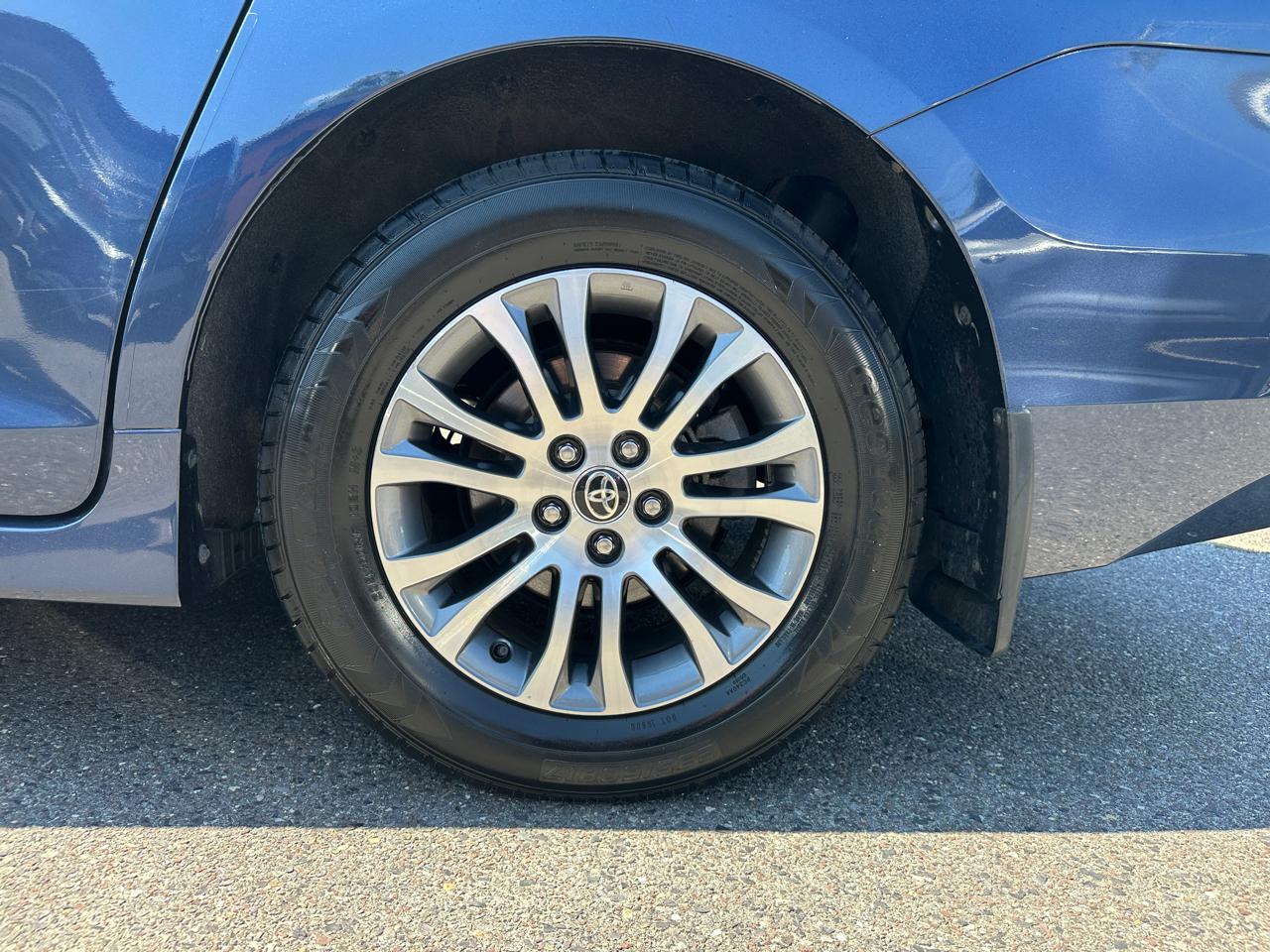 Toyota Sienna  2020