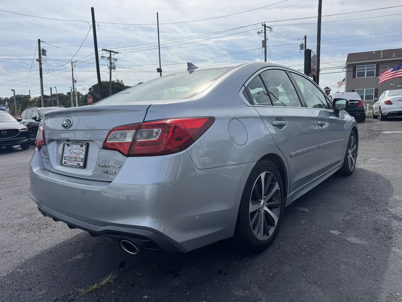 Subaru Legacy  2018