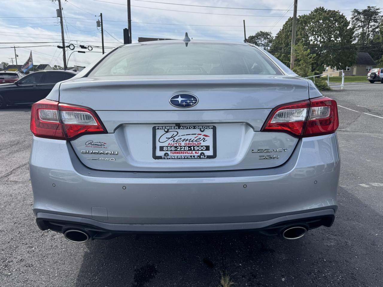 Subaru Legacy  2018
