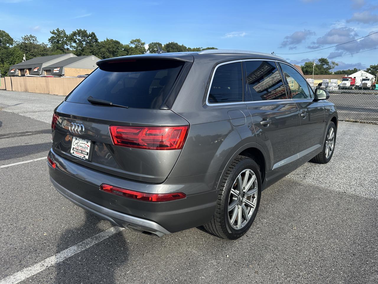Audi Q7  2019